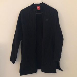 Black Nike zip up jacket (Small) - performance knit material - Like New!